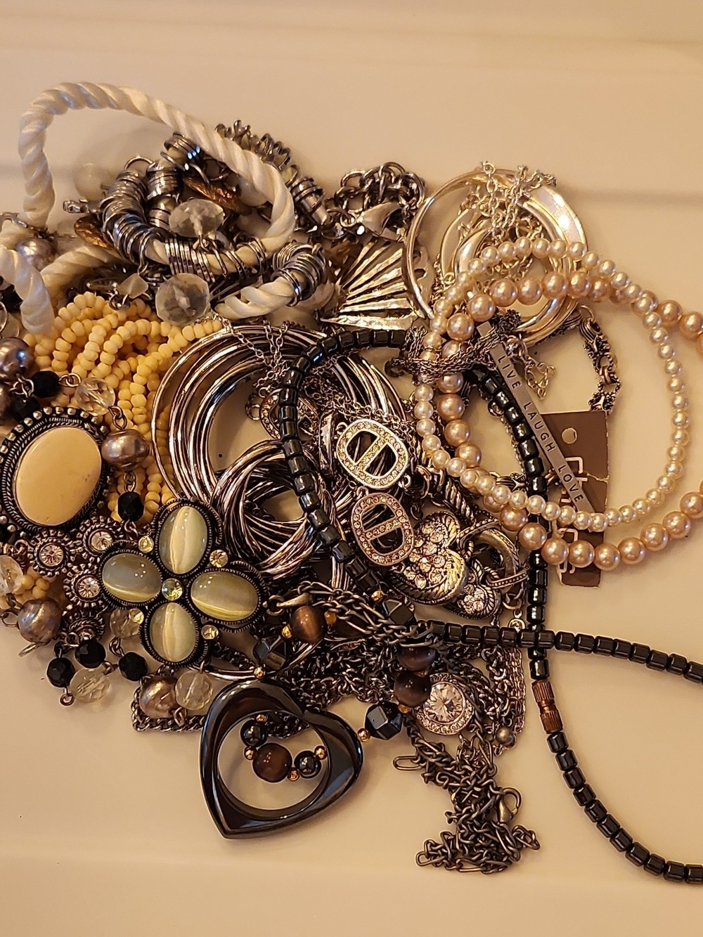 Mixed Lot Jewelry Necklace Bracelets Etc 0219
